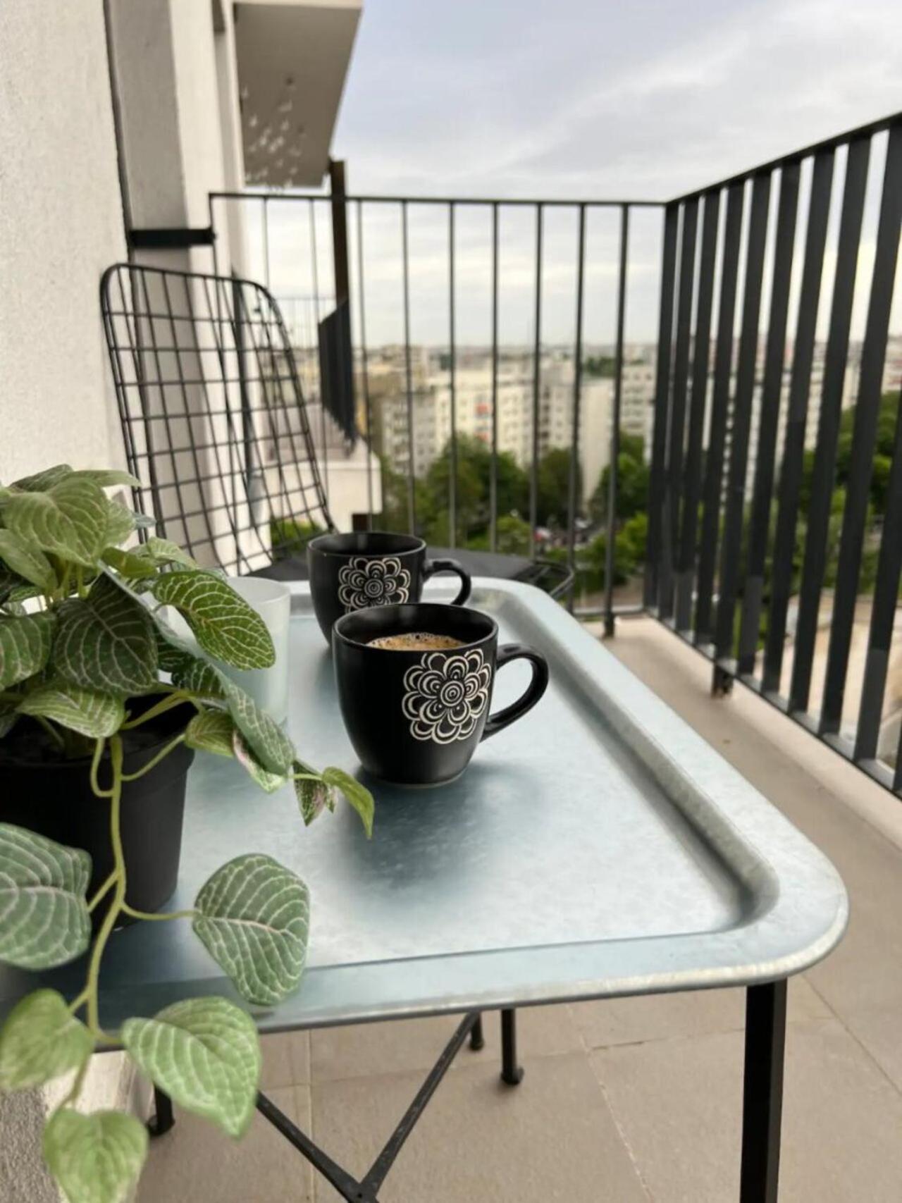 High-Rise Luxury Apartment With Free Parking Бухарест Экстерьер фото