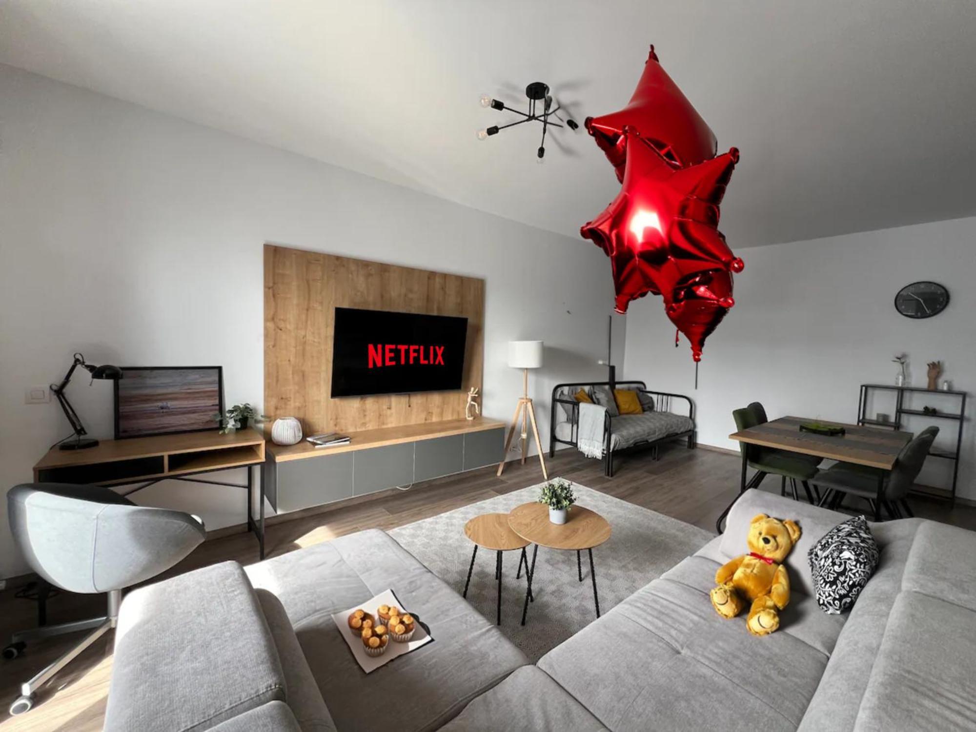 High-Rise Luxury Apartment With Free Parking Бухарест Экстерьер фото